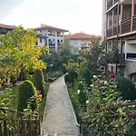 Apartment Arena Sea View *