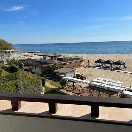Arena Sea View 公寓